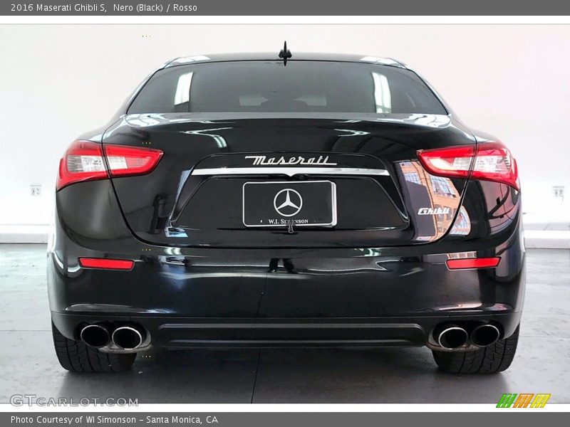 Nero (Black) / Rosso 2016 Maserati Ghibli S