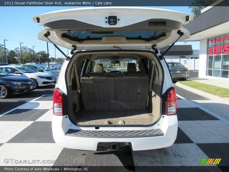 Avalanche White / Cafe Latte 2011 Nissan Pathfinder Silver 4x4