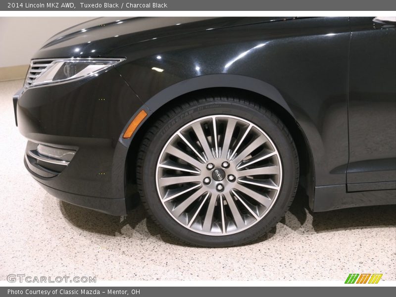  2014 MKZ AWD Wheel