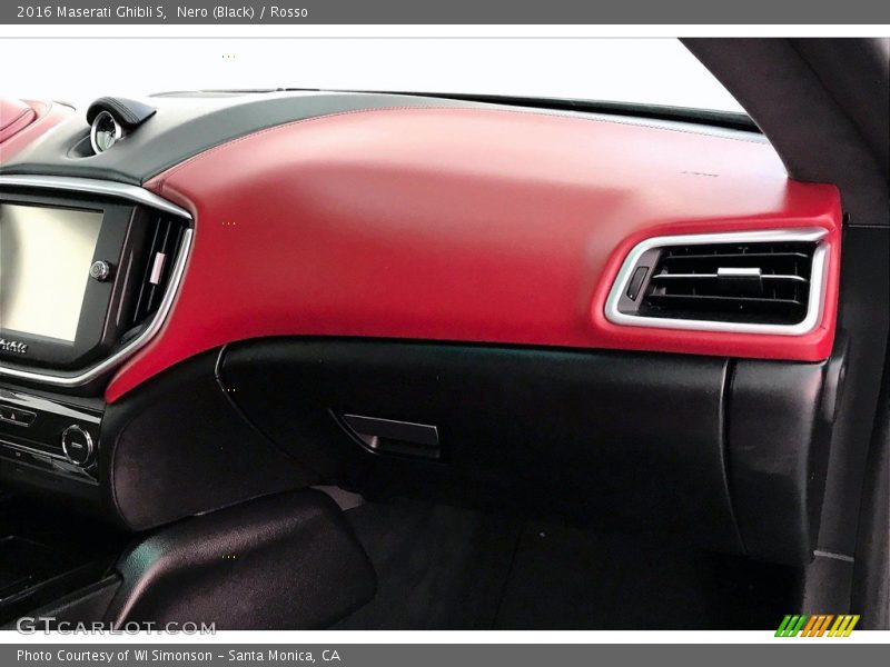 Nero (Black) / Rosso 2016 Maserati Ghibli S