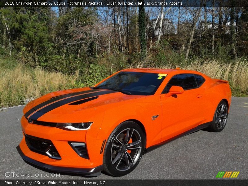 Front 3/4 View of 2018 Camaro SS Coupe Hot Wheels Package