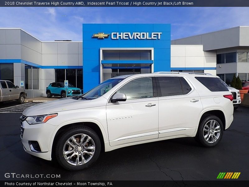 Iridescent Pearl Tricoat / High Country Jet Black/Loft Brown 2018 Chevrolet Traverse High Country AWD