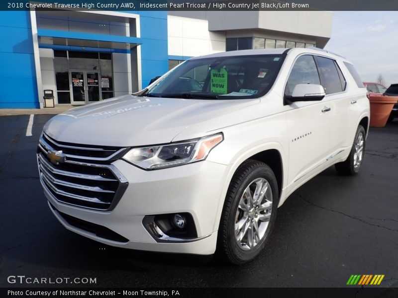 Iridescent Pearl Tricoat / High Country Jet Black/Loft Brown 2018 Chevrolet Traverse High Country AWD