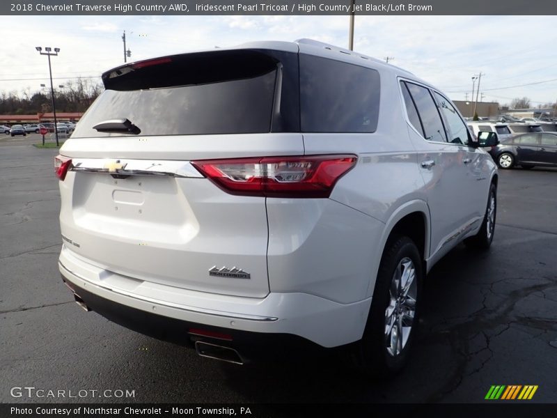 Iridescent Pearl Tricoat / High Country Jet Black/Loft Brown 2018 Chevrolet Traverse High Country AWD