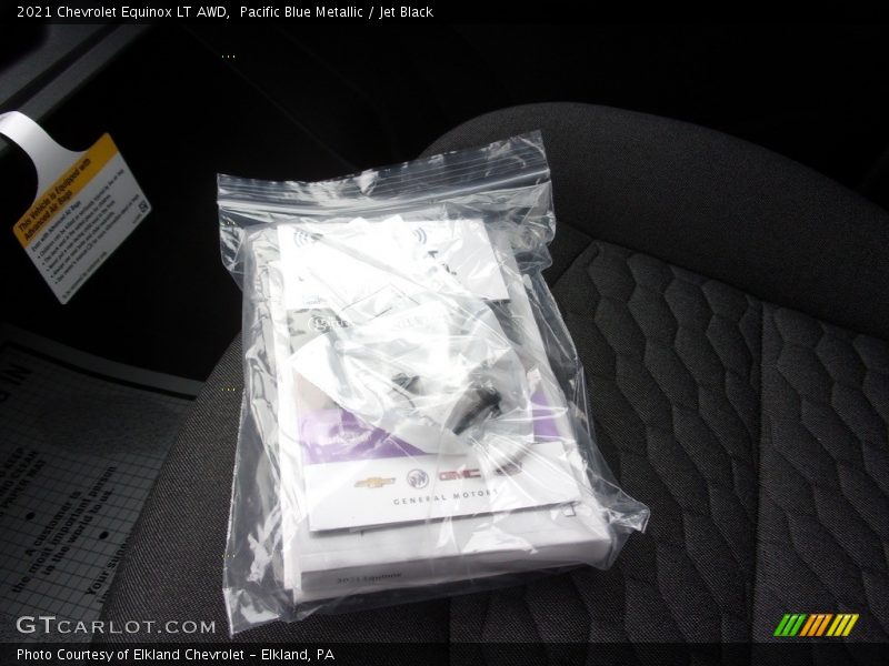 Pacific Blue Metallic / Jet Black 2021 Chevrolet Equinox LT AWD