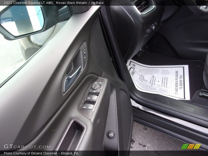 Mosaic Black Metallic / Jet Black 2021 Chevrolet Equinox LT AWD
