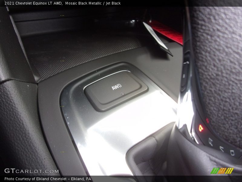 Mosaic Black Metallic / Jet Black 2021 Chevrolet Equinox LT AWD