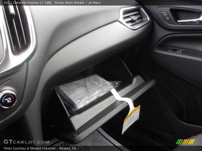 Mosaic Black Metallic / Jet Black 2021 Chevrolet Equinox LT AWD