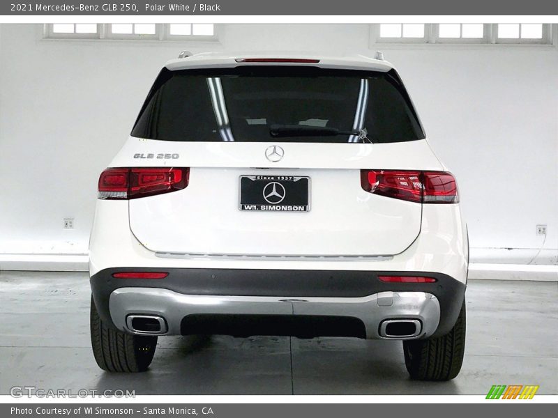 Polar White / Black 2021 Mercedes-Benz GLB 250