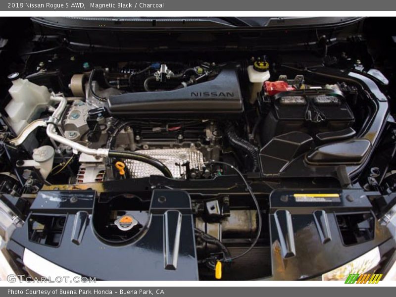 Magnetic Black / Charcoal 2018 Nissan Rogue S AWD