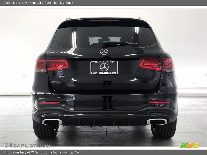 Black / Black 2021 Mercedes-Benz GLC 300
