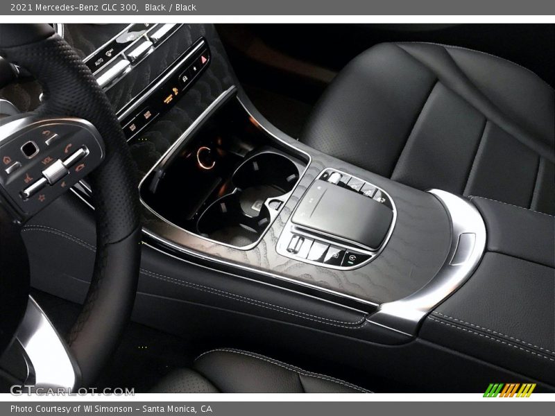 Black / Black 2021 Mercedes-Benz GLC 300