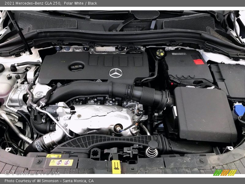 Polar White / Black 2021 Mercedes-Benz GLA 250