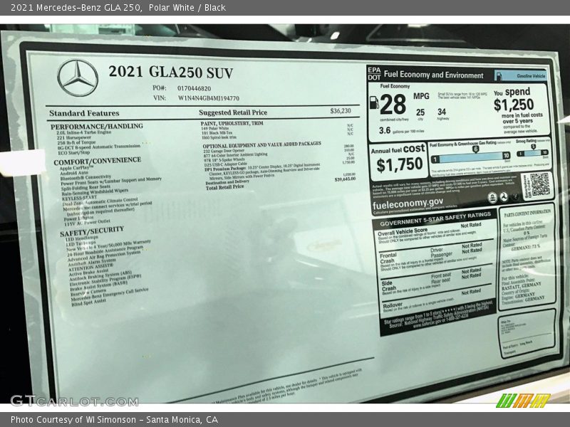 Polar White / Black 2021 Mercedes-Benz GLA 250