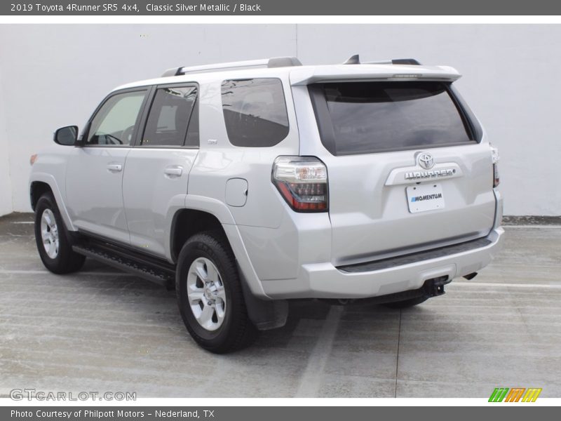 Classic Silver Metallic / Black 2019 Toyota 4Runner SR5 4x4
