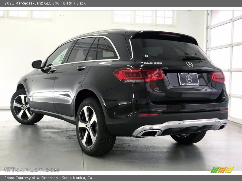 Black / Black 2021 Mercedes-Benz GLC 300