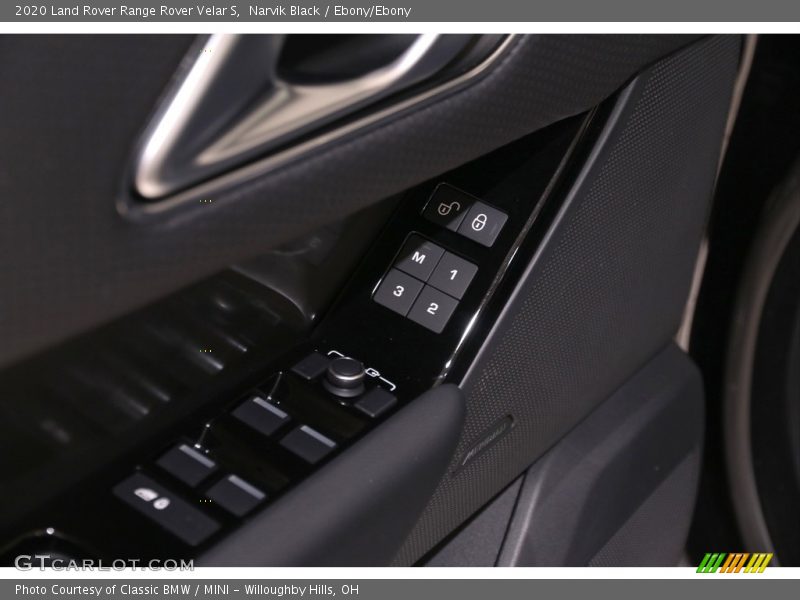 Controls of 2020 Range Rover Velar S