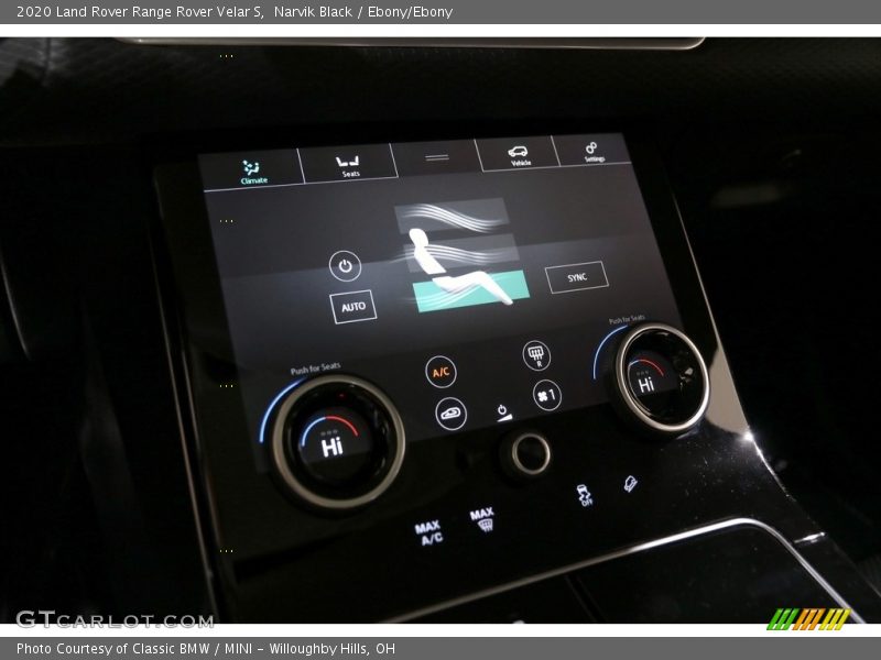 Controls of 2020 Range Rover Velar S