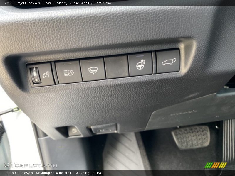 Super White / Light Gray 2021 Toyota RAV4 XLE AWD Hybrid