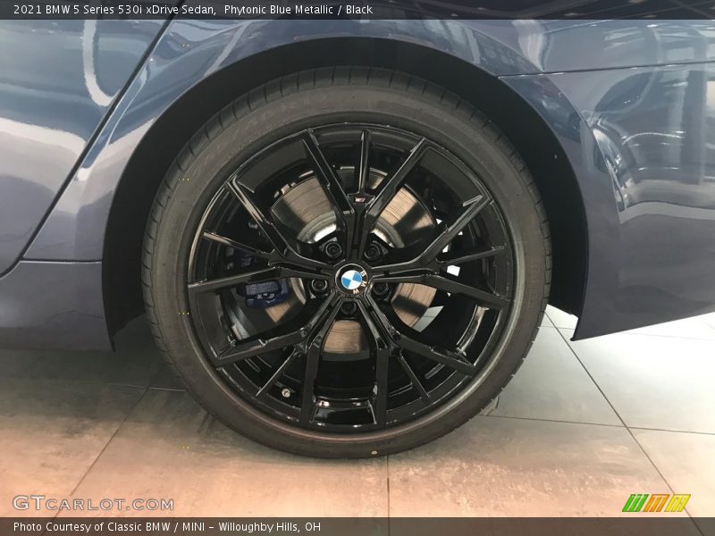 Phytonic Blue Metallic / Black 2021 BMW 5 Series 530i xDrive Sedan