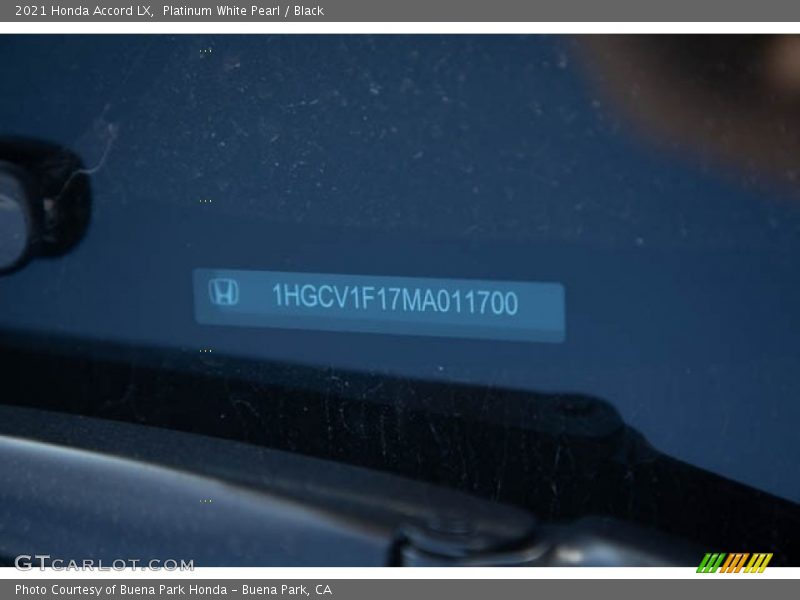 Platinum White Pearl / Black 2021 Honda Accord LX