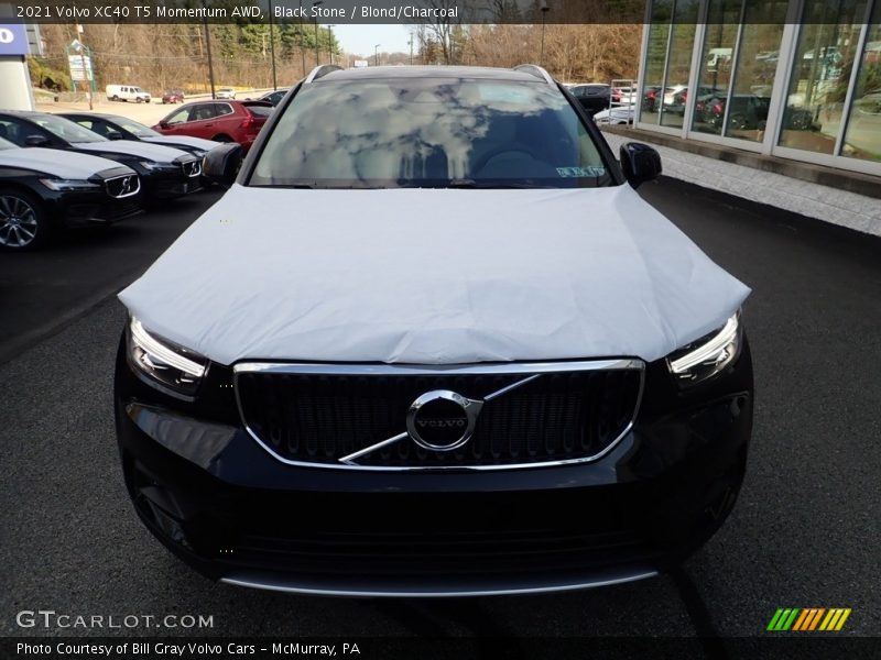 Black Stone / Blond/Charcoal 2021 Volvo XC40 T5 Momentum AWD