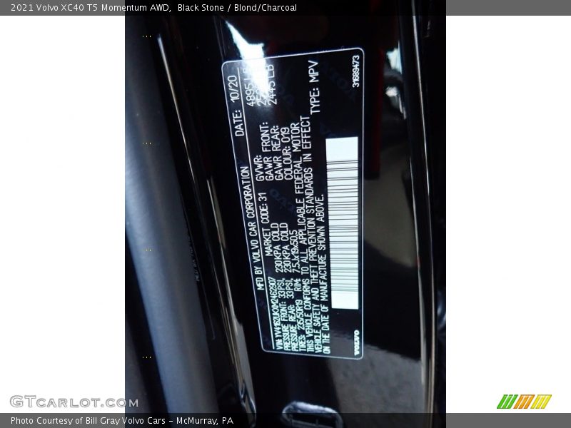 Black Stone / Blond/Charcoal 2021 Volvo XC40 T5 Momentum AWD