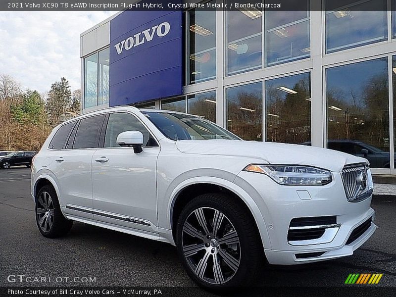 Front 3/4 View of 2021 XC90 T8 eAWD Inscription Plug-in Hybrid