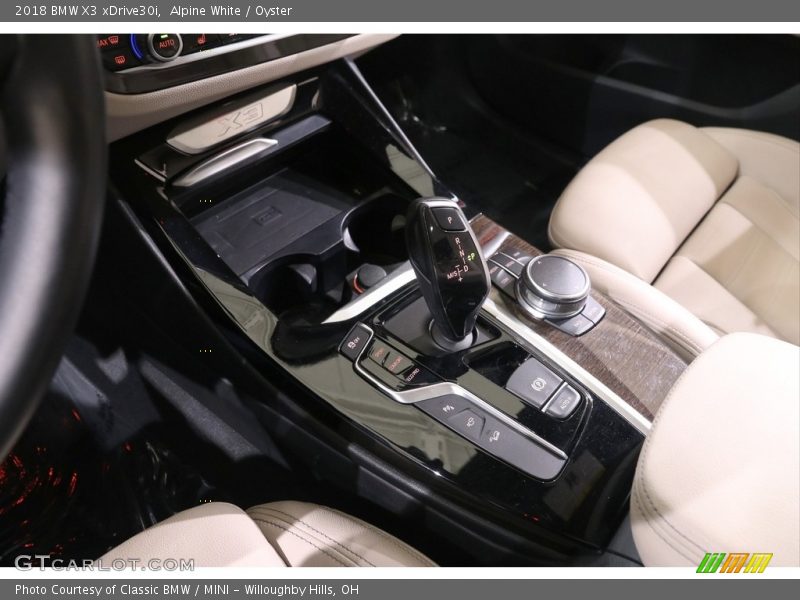 Alpine White / Oyster 2018 BMW X3 xDrive30i