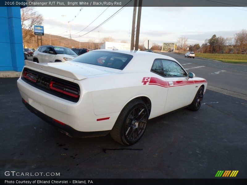 Bright White / Black/Ruby Red 2016 Dodge Challenger R/T Plus