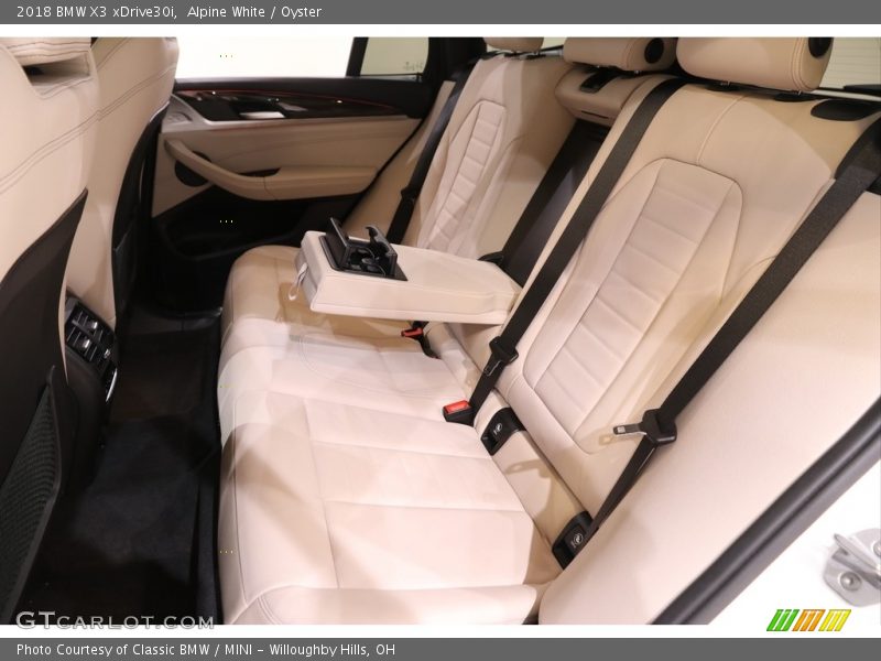 Alpine White / Oyster 2018 BMW X3 xDrive30i