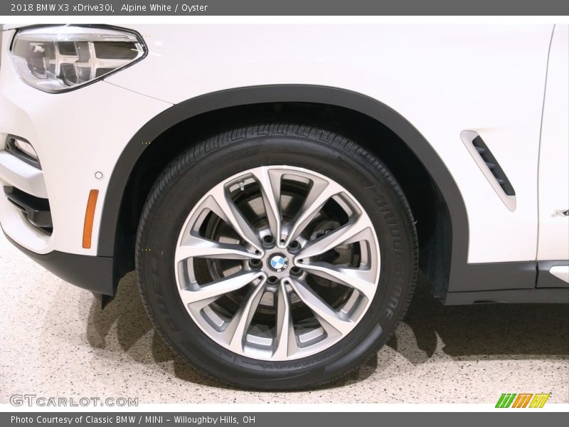 Alpine White / Oyster 2018 BMW X3 xDrive30i