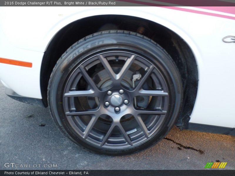  2016 Challenger R/T Plus Wheel