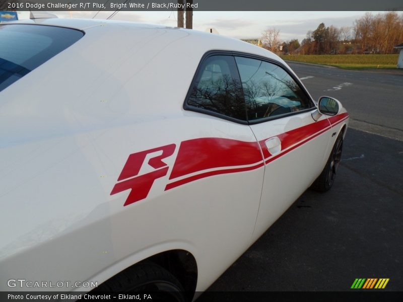  2016 Challenger R/T Plus Logo