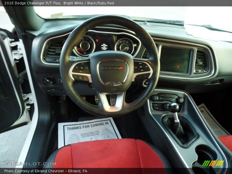 Bright White / Black/Ruby Red 2016 Dodge Challenger R/T Plus