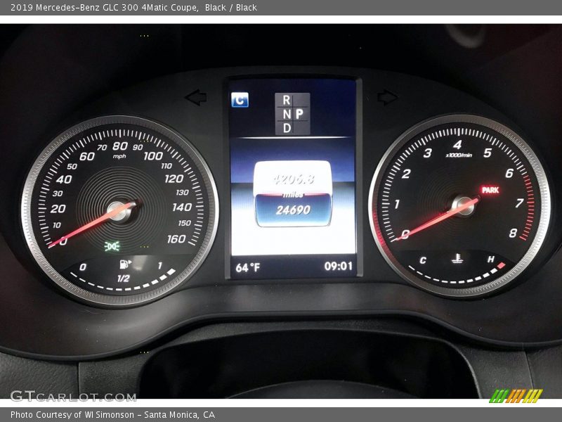  2019 GLC 300 4Matic Coupe 300 4Matic Coupe Gauges