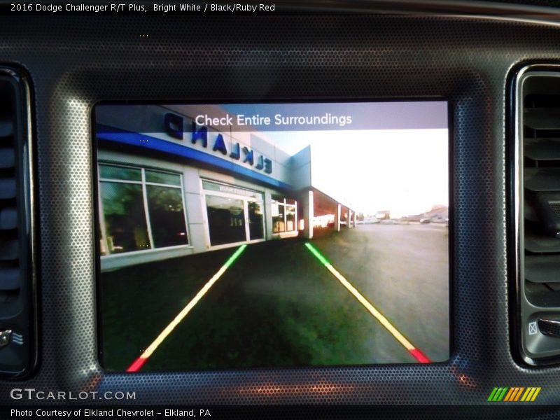 Bright White / Black/Ruby Red 2016 Dodge Challenger R/T Plus