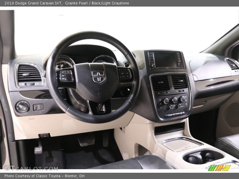 Granite Pearl / Black/Light Graystone 2019 Dodge Grand Caravan SXT
