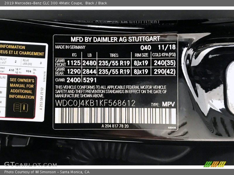 2019 GLC 300 4Matic Coupe Black Color Code 040