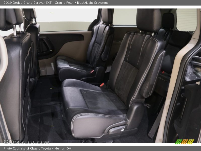 Granite Pearl / Black/Light Graystone 2019 Dodge Grand Caravan SXT
