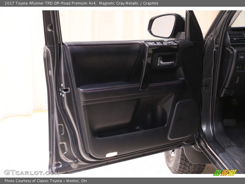 Magnetic Gray Metallic / Graphite 2017 Toyota 4Runner TRD Off-Road Premium 4x4
