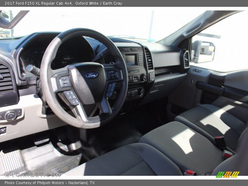Oxford White / Earth Gray 2017 Ford F150 XL Regular Cab 4x4