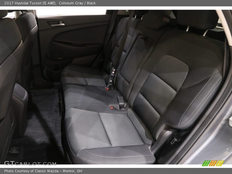Coliseum Gray / Black 2017 Hyundai Tucson SE AWD