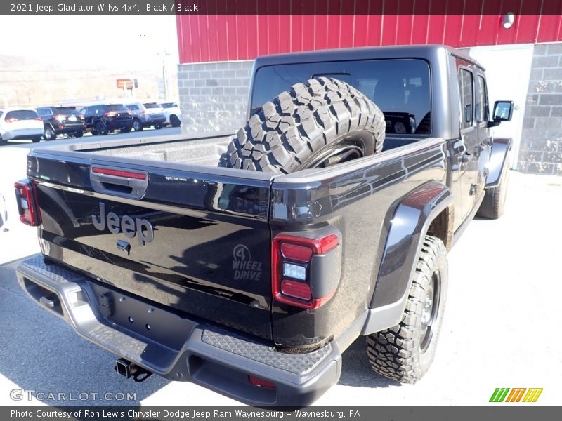 Black / Black 2021 Jeep Gladiator Willys 4x4