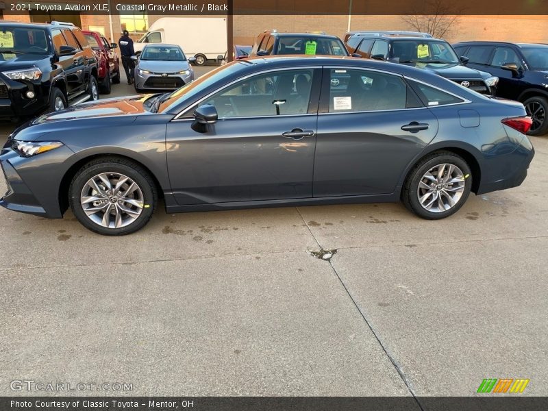 Coastal Gray Metallic / Black 2021 Toyota Avalon XLE