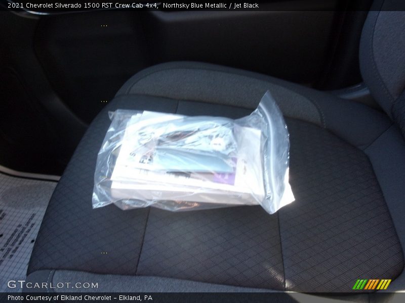 Northsky Blue Metallic / Jet Black 2021 Chevrolet Silverado 1500 RST Crew Cab 4x4