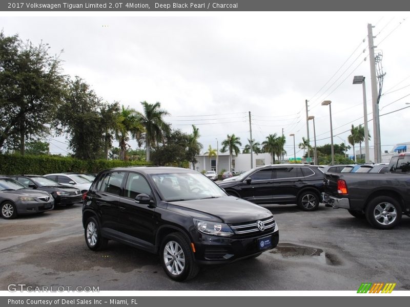 Deep Black Pearl / Charcoal 2017 Volkswagen Tiguan Limited 2.0T 4Motion