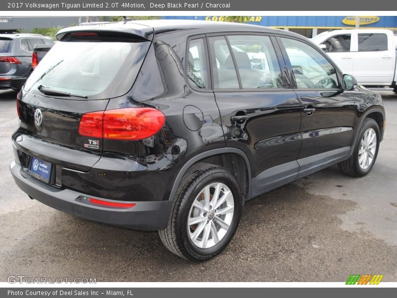  2017 Tiguan Limited 2.0T 4Motion Deep Black Pearl