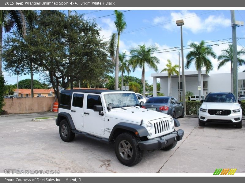 Bright White / Black 2015 Jeep Wrangler Unlimited Sport 4x4