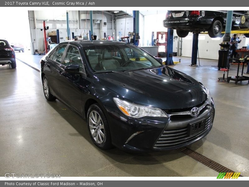 Cosmic Gray Mica / Ash 2017 Toyota Camry XLE